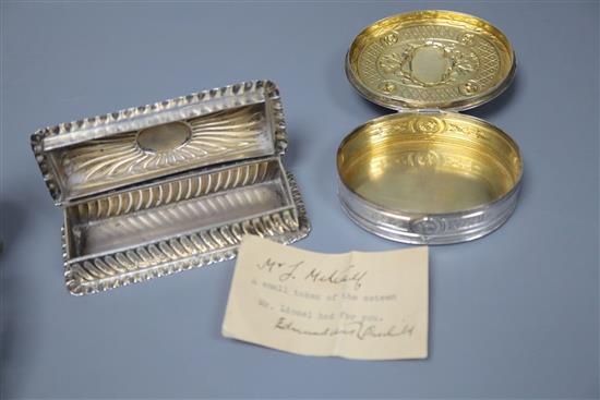 A Victorian silver toddy spoon with whalebone handle and a collection of small silver, approx 9.5oz (weighable)